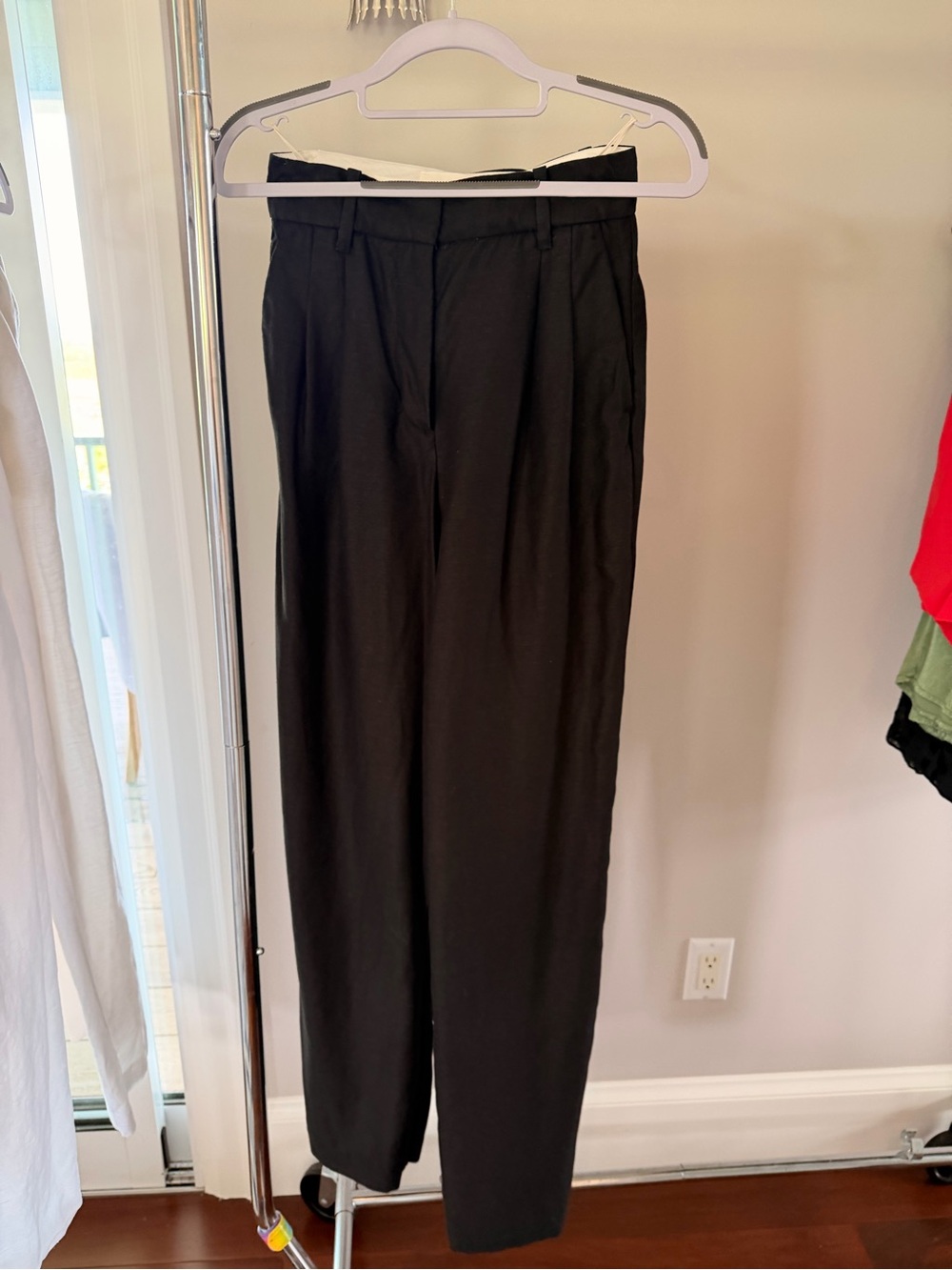 Wilfred Black Men's Dress Pants - Straight Tailored Look
